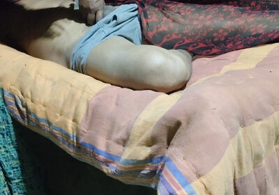 Desi hot girlfriend's meeting her boyfriend on the night